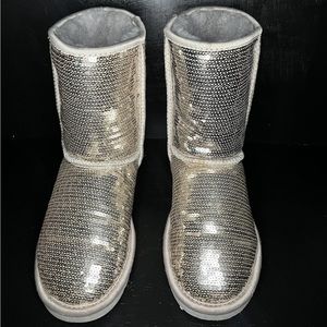 UGG Classic Short Sequin Silver Boots, women’s 5, UK 3.5